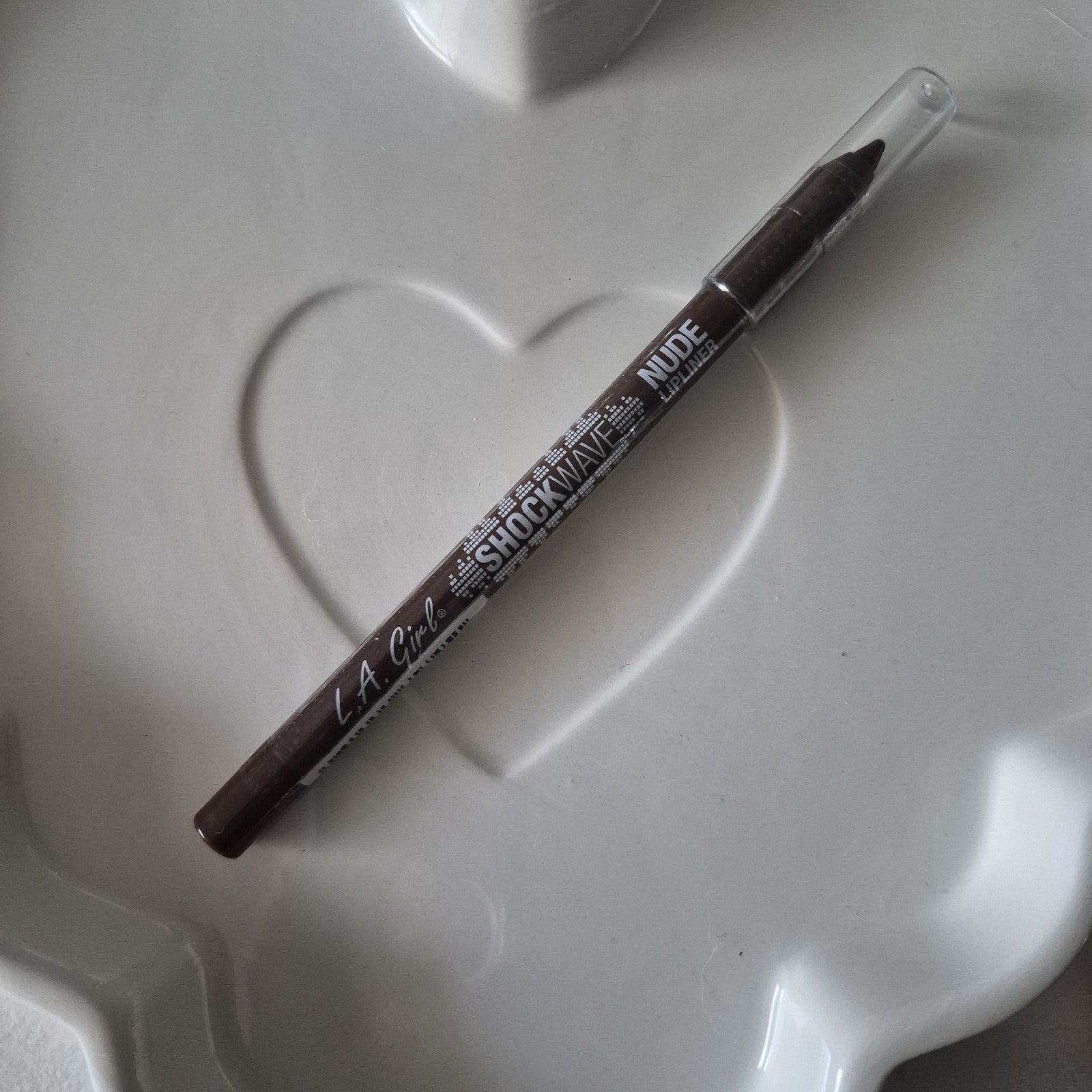 10lips set benefit, tarte, Kylie, NYX, Charlotte Tilbury, elf, LA girl, kaja etc