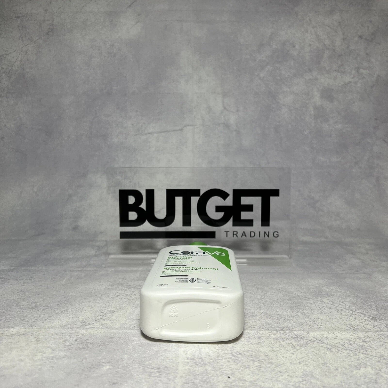 CeraVe Hydrating Facial Cleanser Normal to Dry Skin Moisture Balance 8 oz