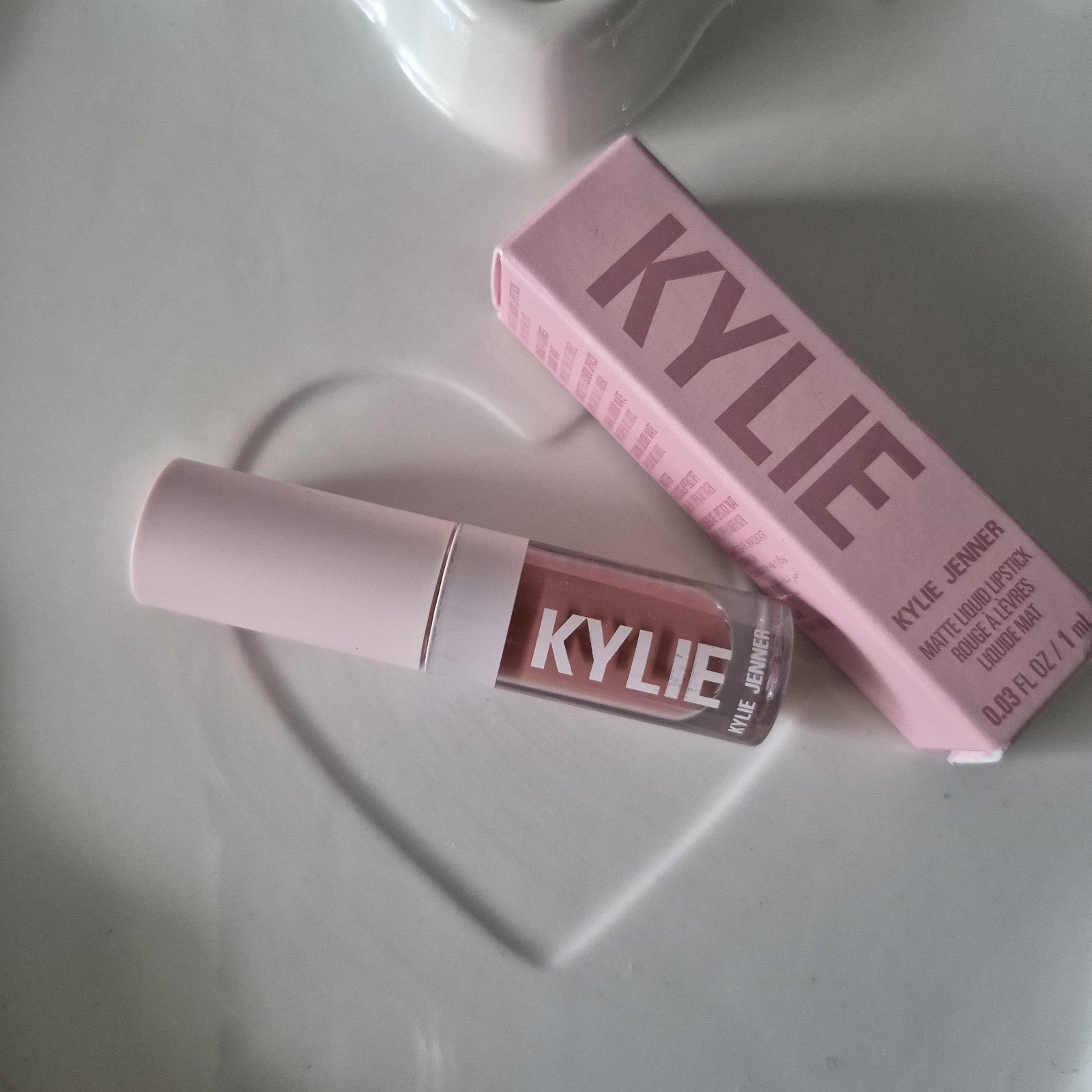 10lips set benefit, tarte, Kylie, NYX, Charlotte Tilbury, elf, LA girl, kaja etc